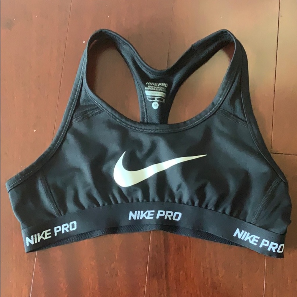 Sports bra